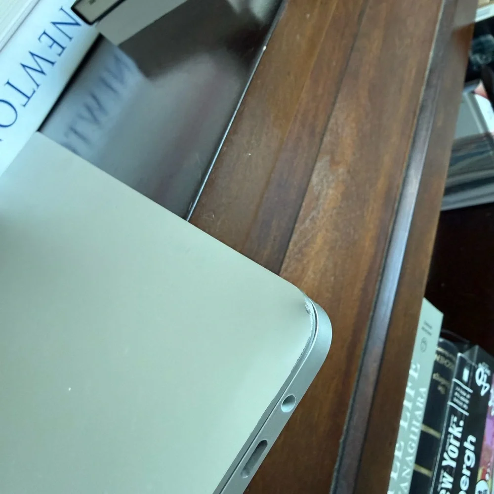 Macbook Pro laptop 250GB
